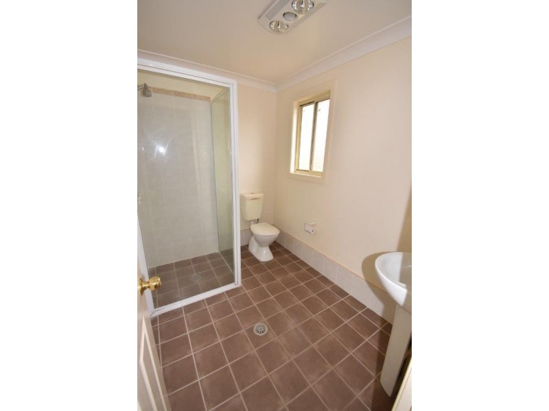 10 Warne Street, Wellington NSW 2820