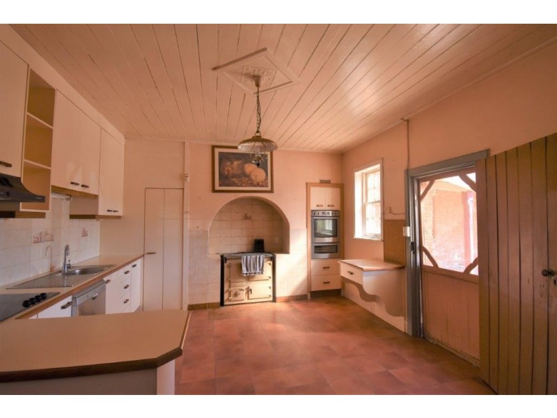 54 Kinghorn Street, Neurea NSW 2820