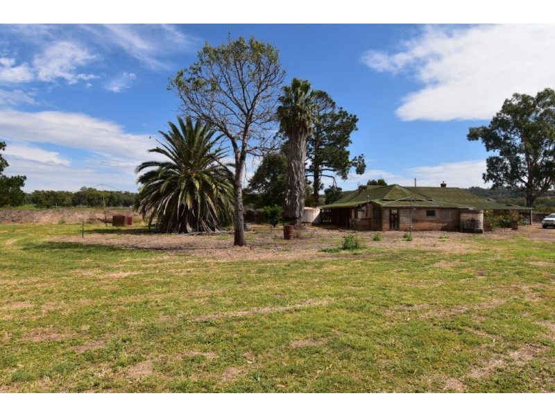 54 Kinghorn Street, Neurea NSW 2820