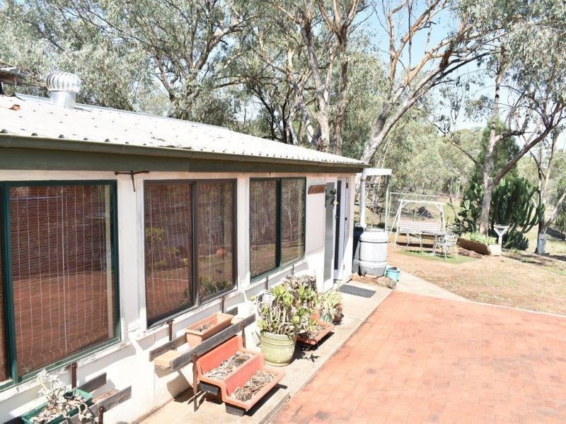 242 Fashions Mount Road, Mumbil NSW 2820