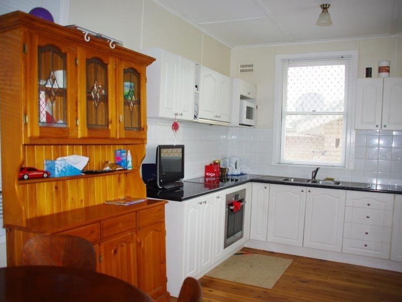 82 Pierce Street, Wellington NSW 2820