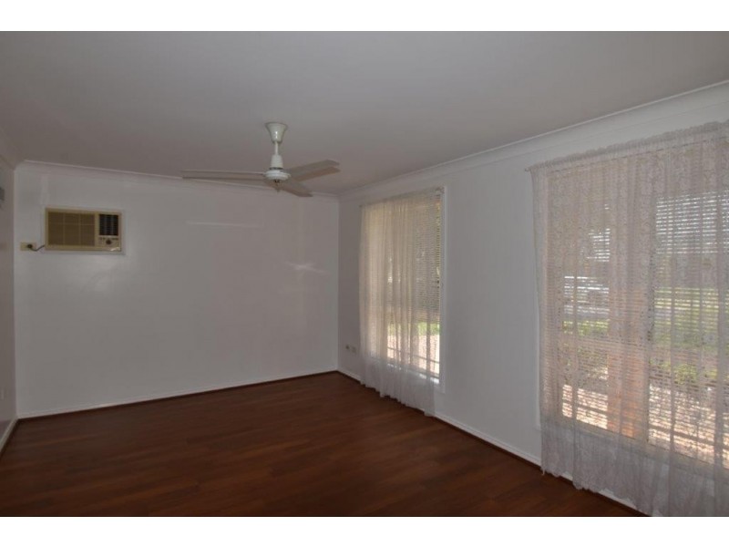 1 Casuarina Close, Montefiores NSW 2820