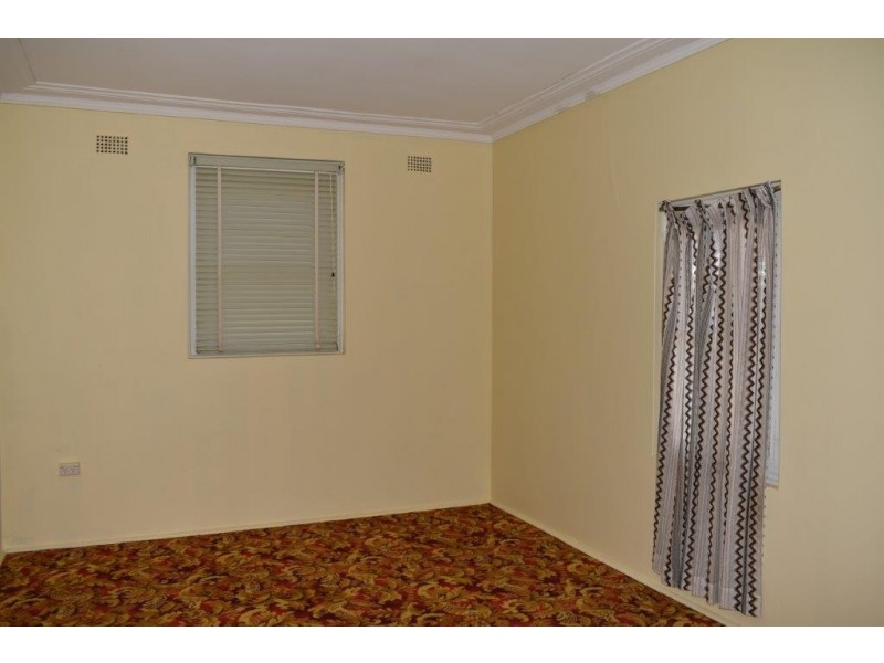 83 Percy Street, Wellington NSW 2820