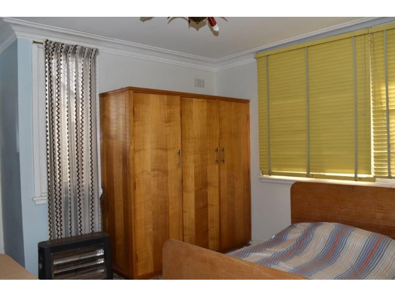 83 Percy Street, Wellington NSW 2820