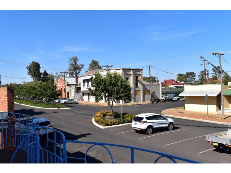 83 Percy Street, Wellington NSW 2820