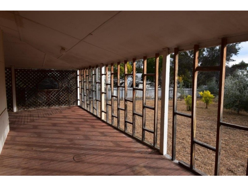 28 Cudgegong Street, Mumbil NSW 2820