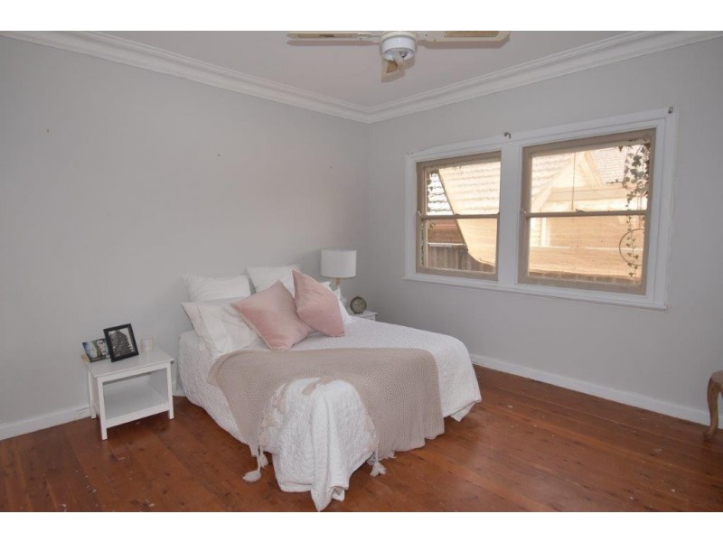 79 Gobolion Street, Wellington NSW 2820