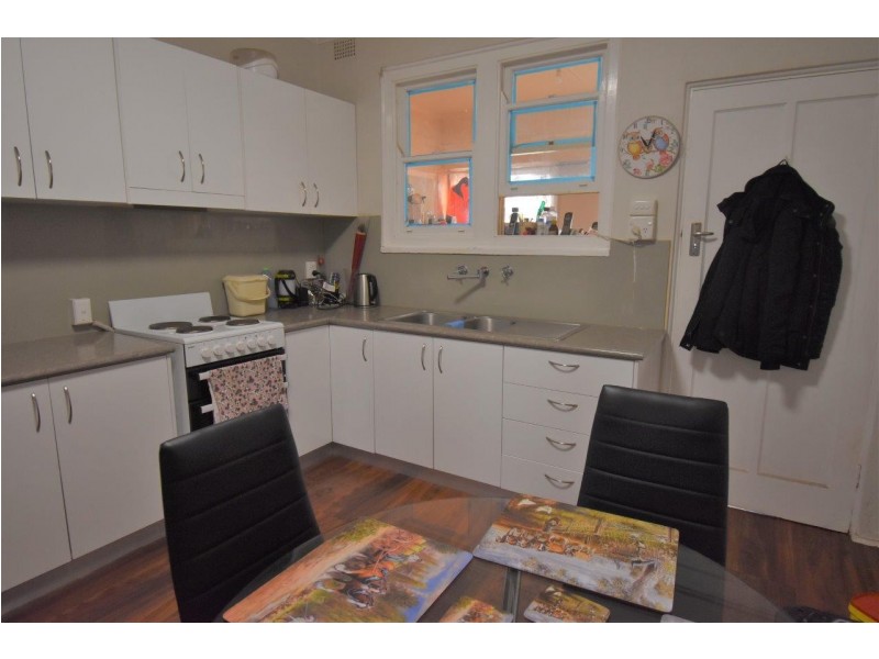 90-92 Maxwell Street, Wellington NSW 2820