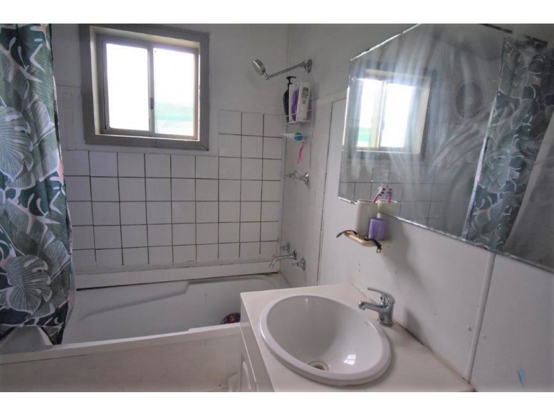 90 Zouch Street, Wellington NSW 2820