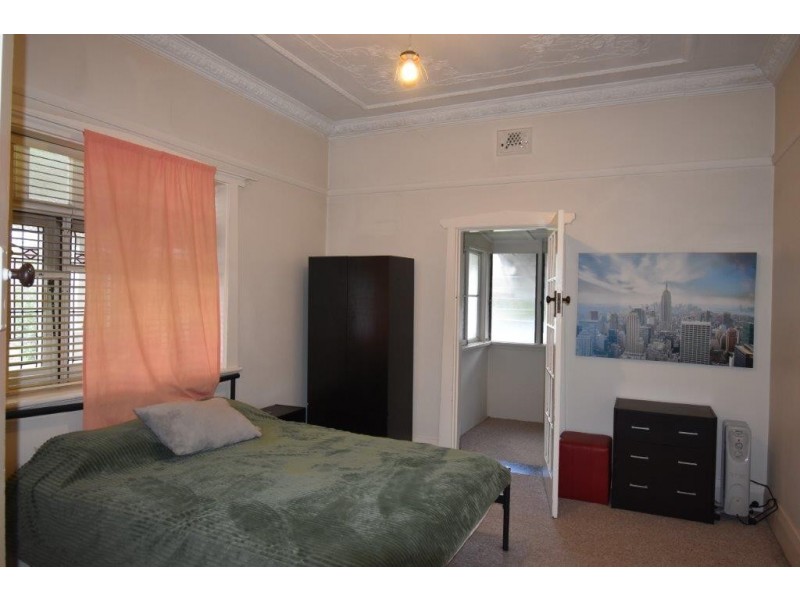 6 Warne Street, Wellington NSW 2820