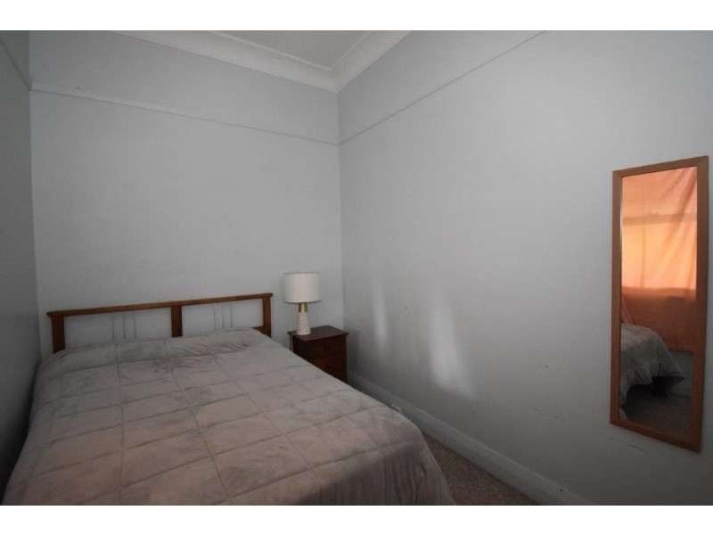 6 Warne Street, Wellington NSW 2820