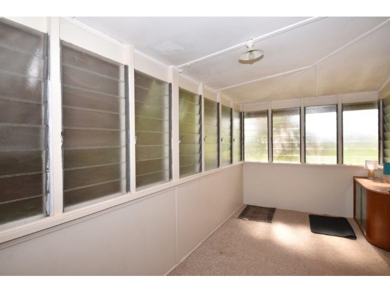 6 Warne Street, Wellington NSW 2820
