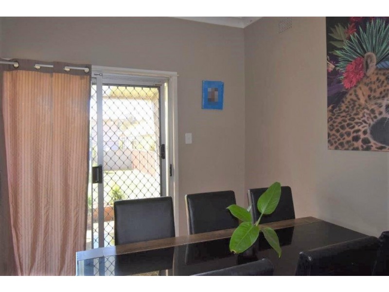 76 Whiteley Street, Wellington NSW 2820