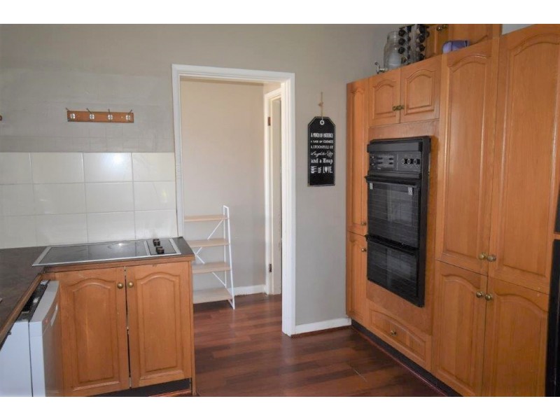 76 Whiteley Street, Wellington NSW 2820