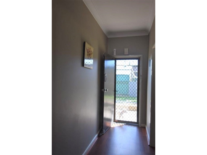 76 Whiteley Street, Wellington NSW 2820
