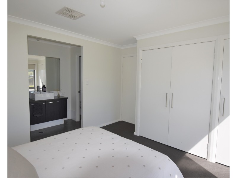 10 King Street, Montefiores NSW 2820