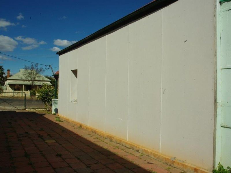 111 Simpson Street, Wellington NSW 2820