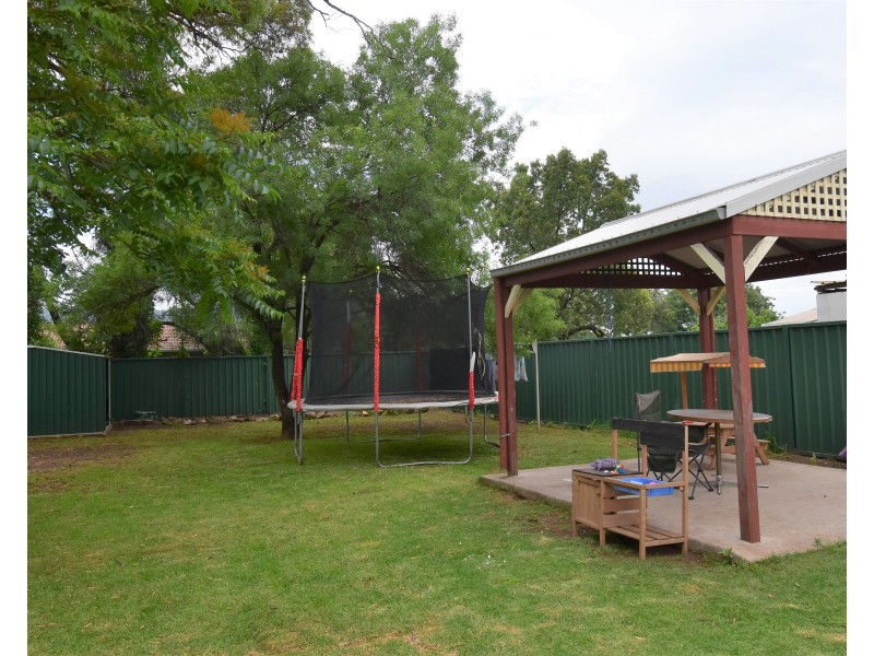 11 Percy Street, Wellington NSW 2820