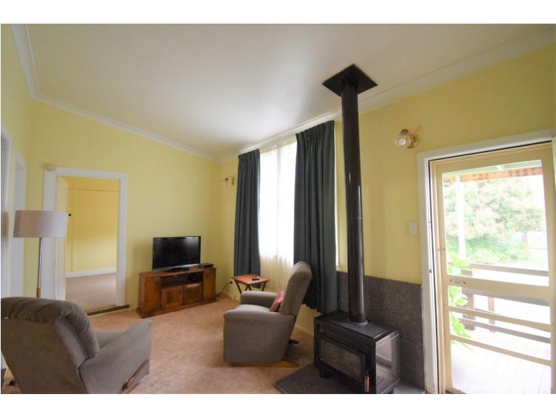 9 Bank Street, Wellington NSW 2820