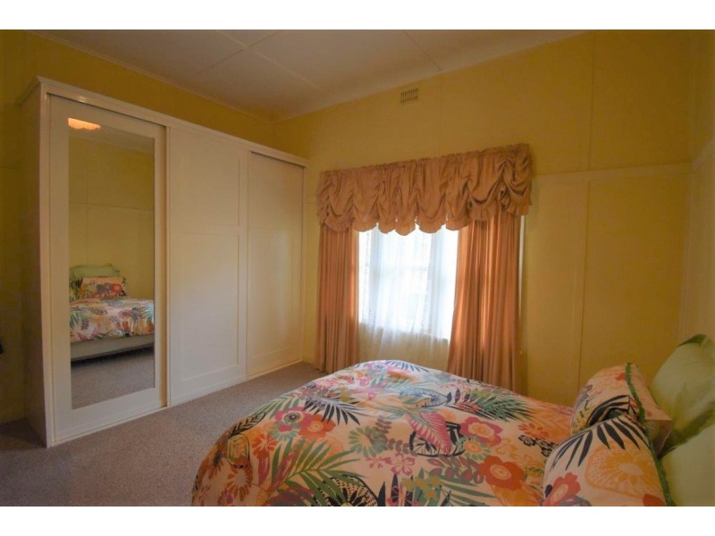 9 Bank Street, Wellington NSW 2820