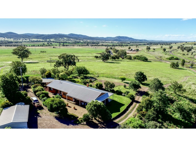 8751 Burrendong Way Apsley via, Wellington NSW 2820