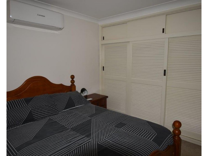 8 Montefiores Street, Wellington NSW 2820