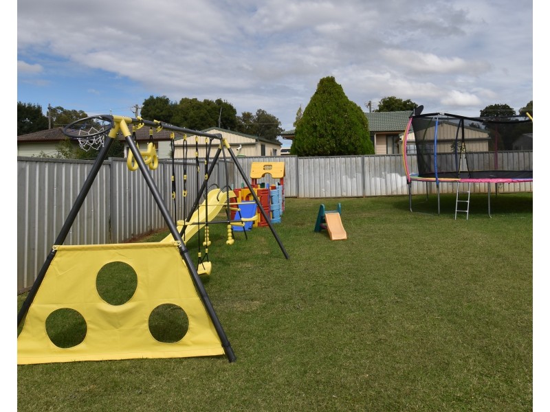 3 Walker Crescent, Wellington NSW 2820