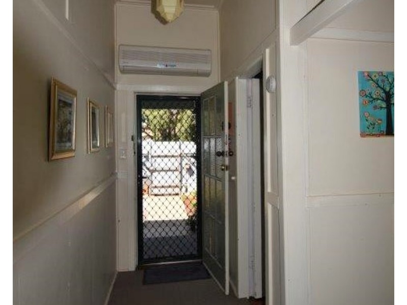 2 Kingsford Avenue, Wellington NSW 2820