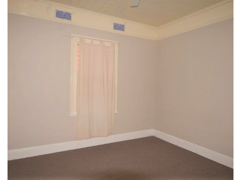 15 Percy Street, Wellington NSW 2820