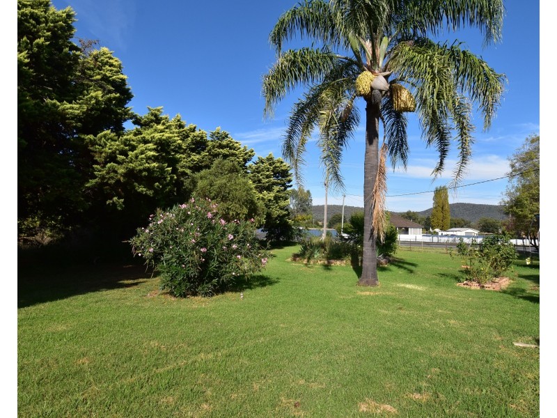 126 Simpson Street, Wellington NSW 2820