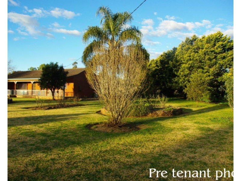 126 Simpson Street, Wellington NSW 2820