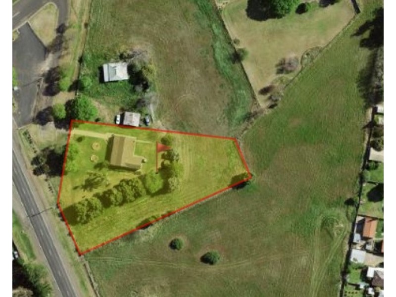 126 Simpson Street, Wellington NSW 2820