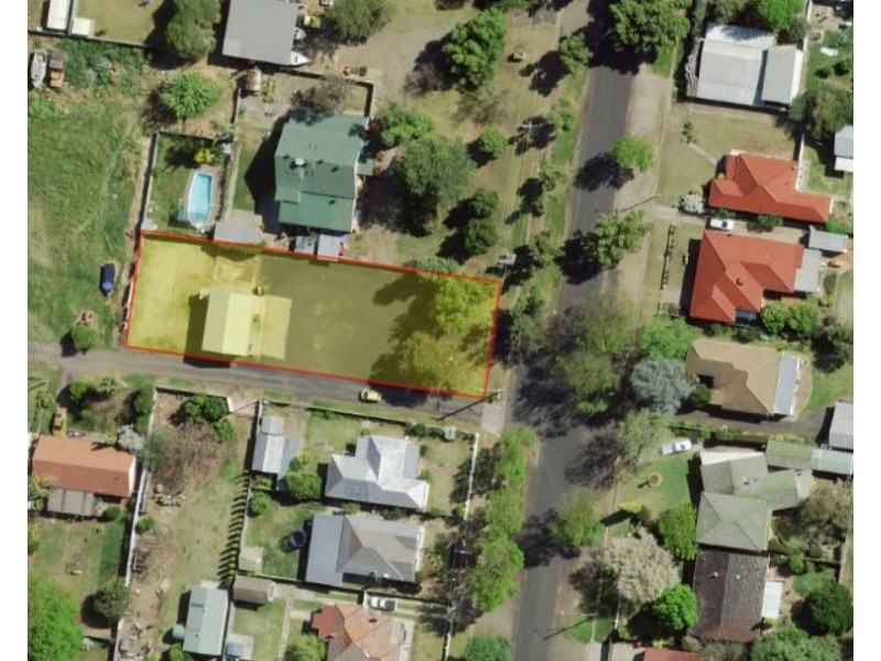 13 Raymond Street, Wellington NSW 2820