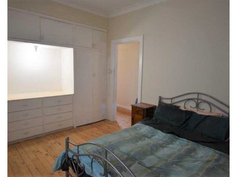 117 GISBORNE STREET, Wellington NSW 2820