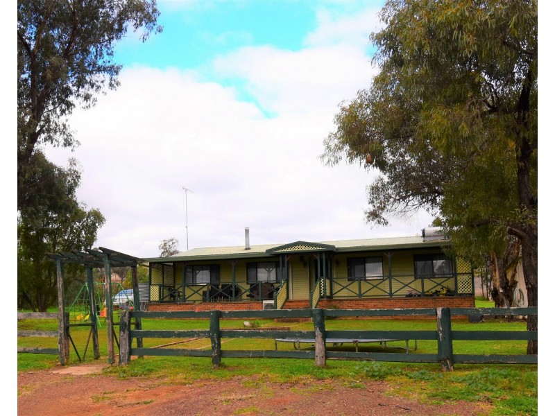 9428 Mitchell Highway Apsely via, Wellington NSW 2820