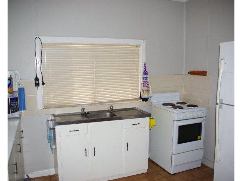 58-60 Gisborne Street, Wellington NSW 2820