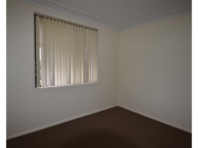 11 Glasson Street, Wellington NSW 2820
