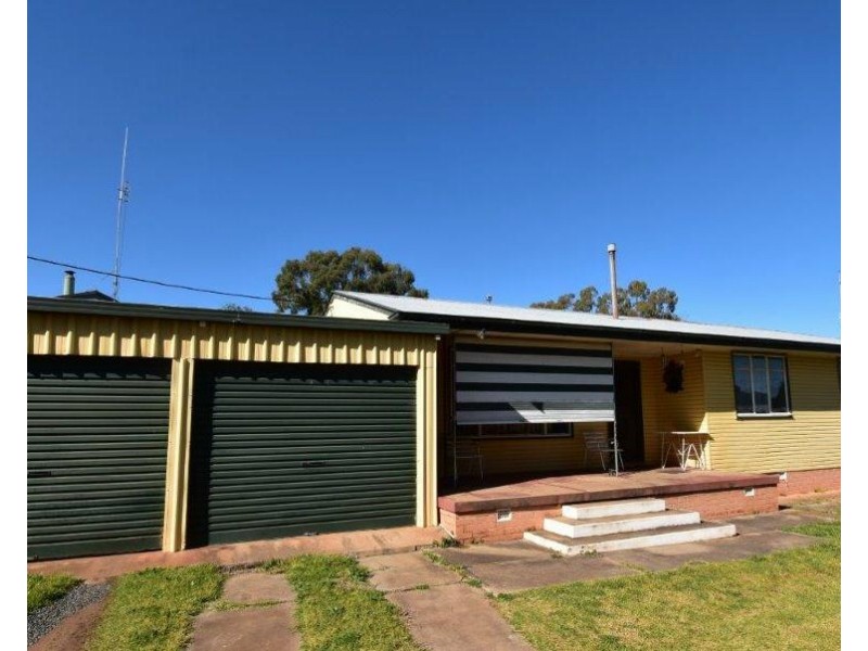 5 Dibbs Street, Wellington NSW 2820