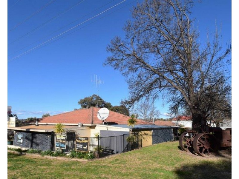 34-36 Railway Parade Mumbil Via, Wellington NSW 2820