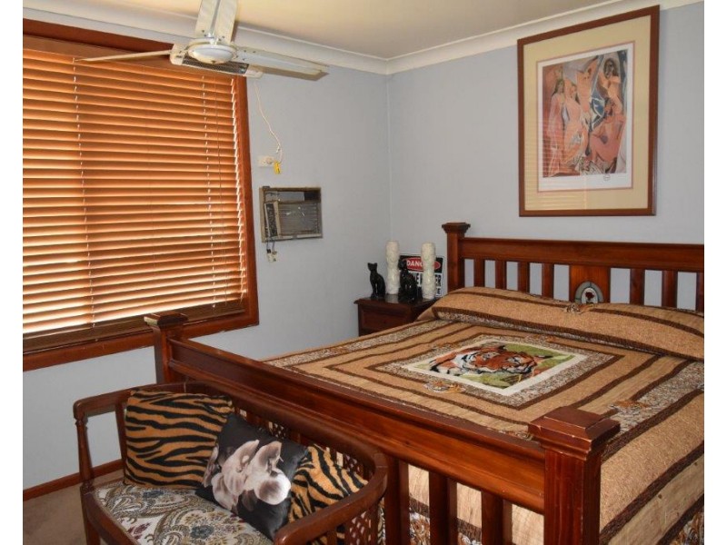 34-36 Railway Parade Mumbil Via, Wellington NSW 2820