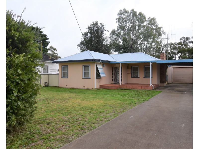 50 Gobolion Street, Wellington NSW 2820