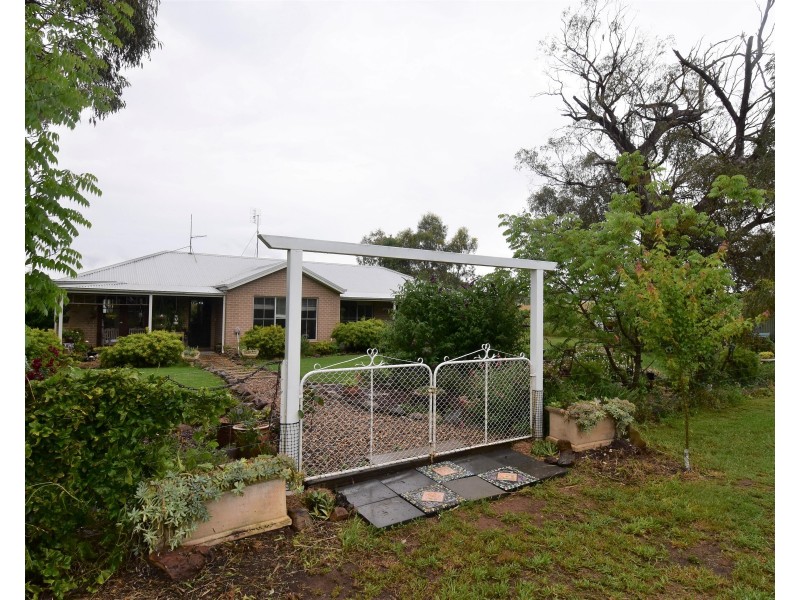 175R Nubingerie Road Benolong via, Wellington NSW 2820