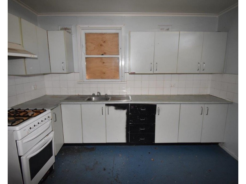 11 Elizabeth Street, Wellington NSW 2820