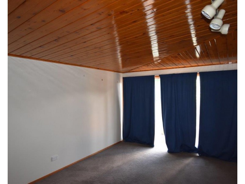 17 Parkes Street, Wellington NSW 2820