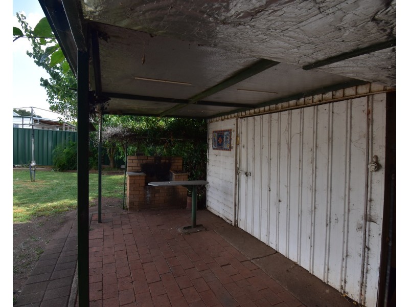 17 Parkes Street, Wellington NSW 2820