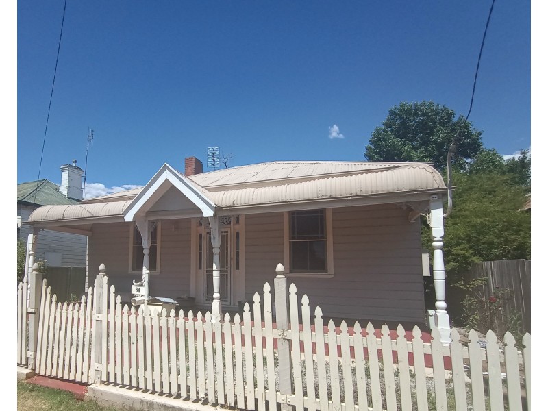 64 Simpson Street, Wellington NSW 2820