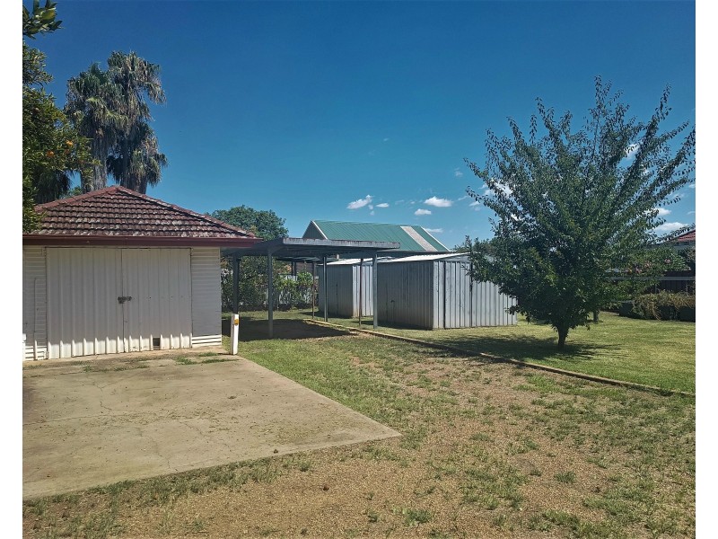 106 Warne Street, Wellington NSW 2820