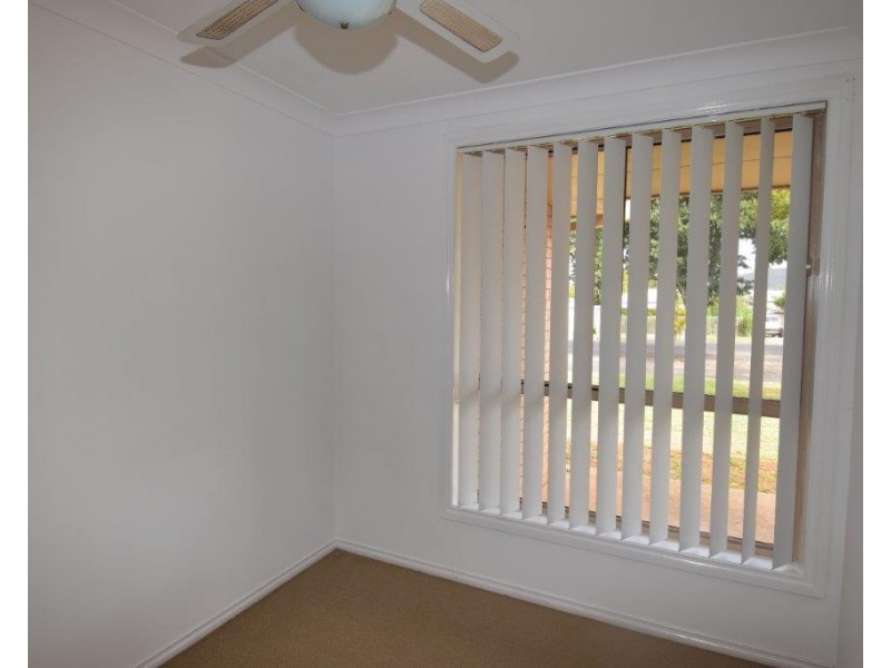 84 Pierce Street, Wellington NSW 2820