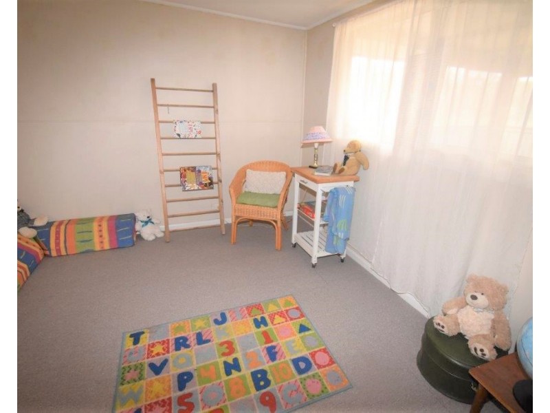 83 Renshaw Mcgirr Way, Wellington NSW 2820