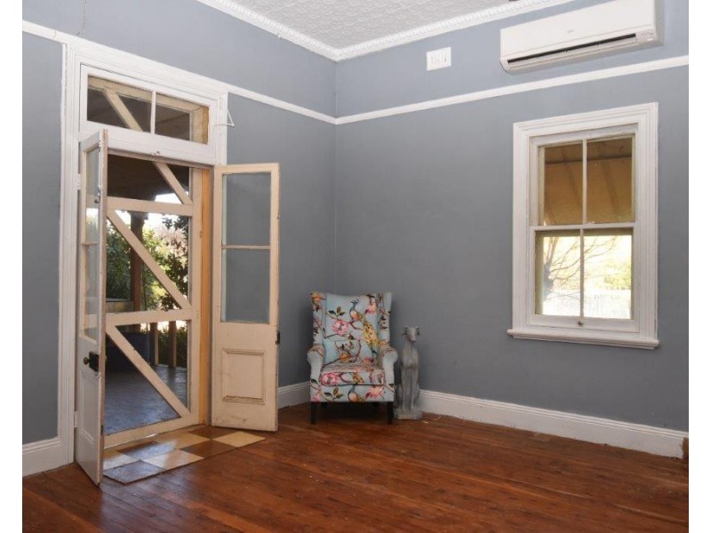 111 Arthur Street, Wellington NSW 2820